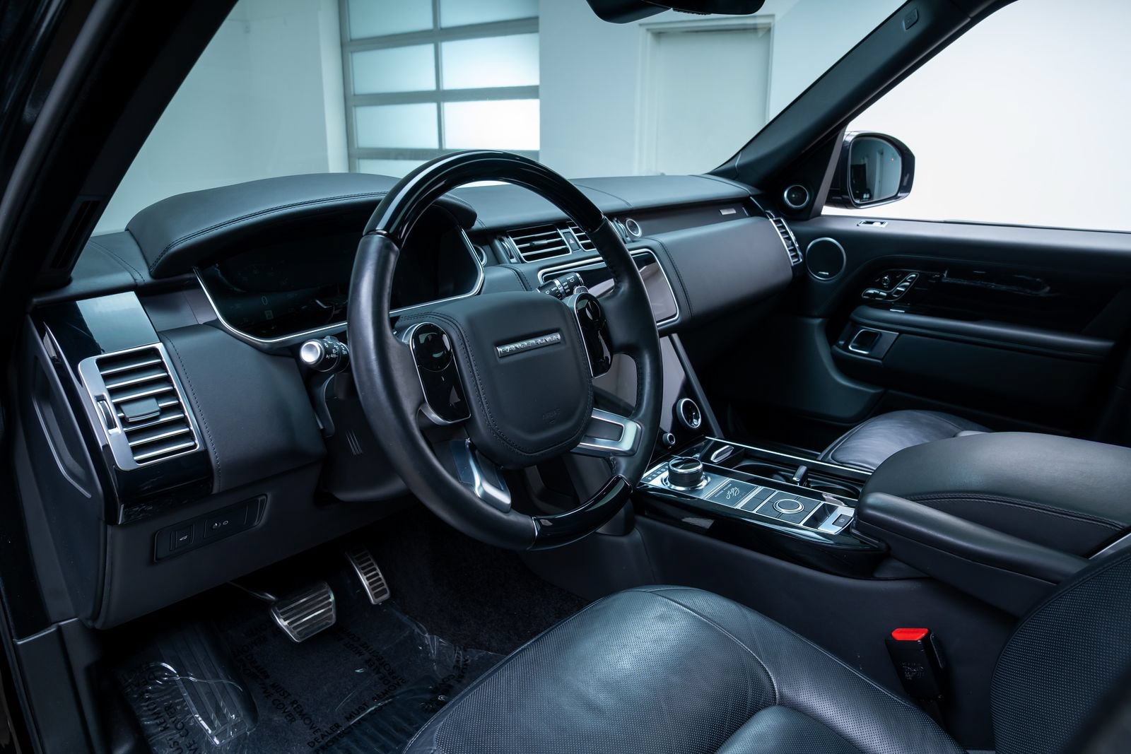Used 2021 Land Rover Range Rover Autobiography Fifty Edition AWD/4WD image 17