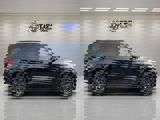 New 2026 Ford Explorer ST-Line image 4