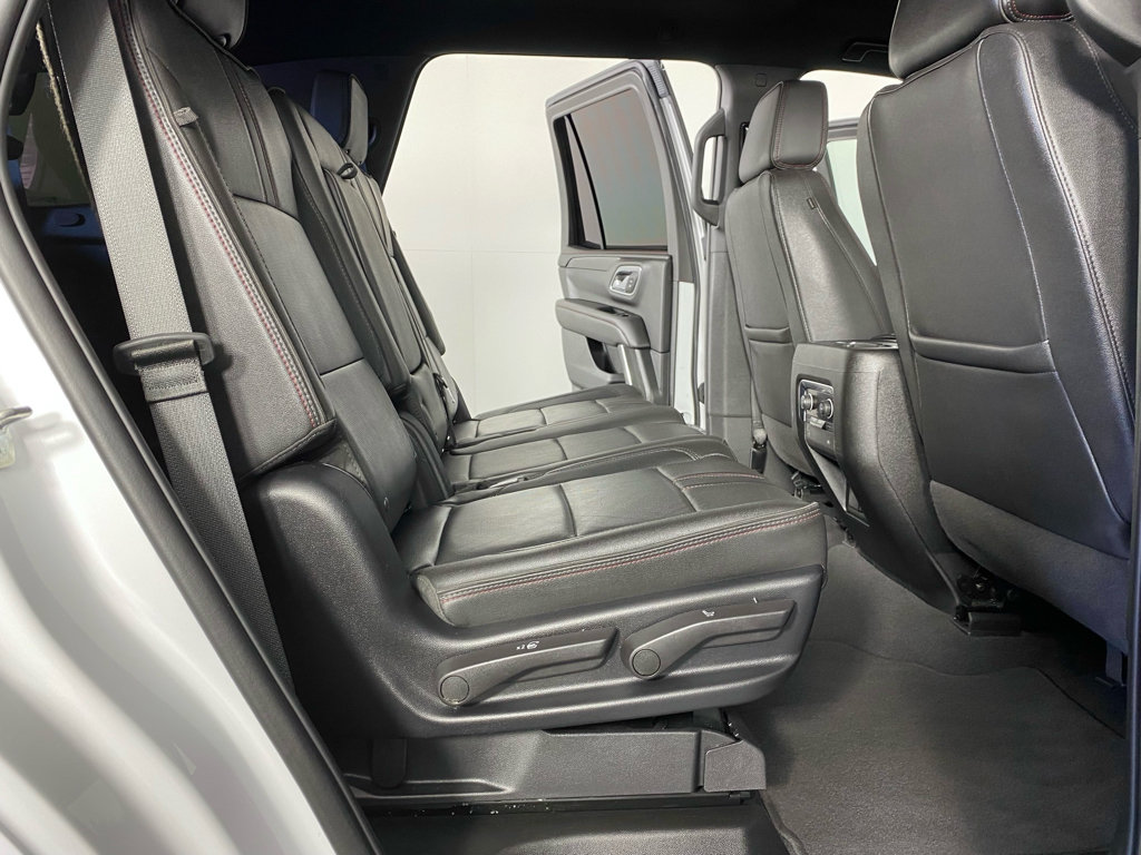 Used 2023 Chevrolet Tahoe RST AWD/4WD image 12
