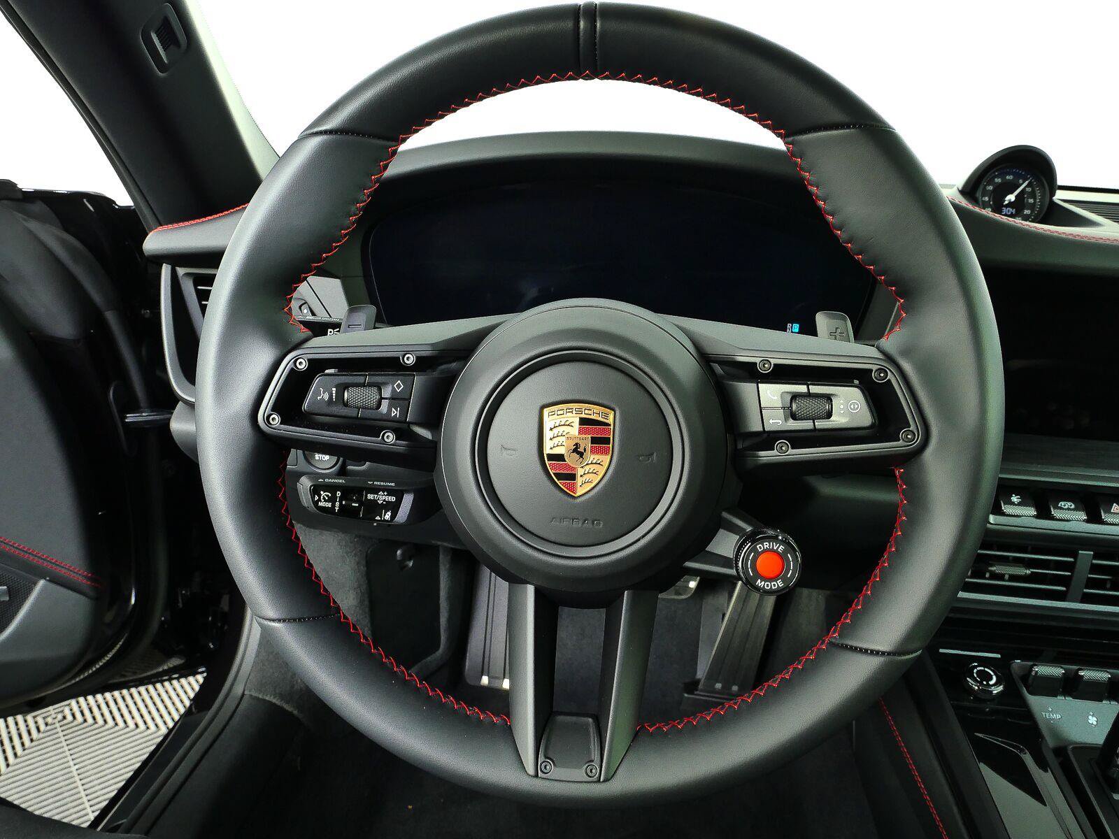 Certified 2026 Porsche 911 Targa 4 GTS AWD/4WD image 10