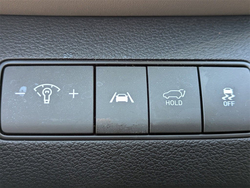 Used 2023 Hyundai Santa Fe SEL image 28