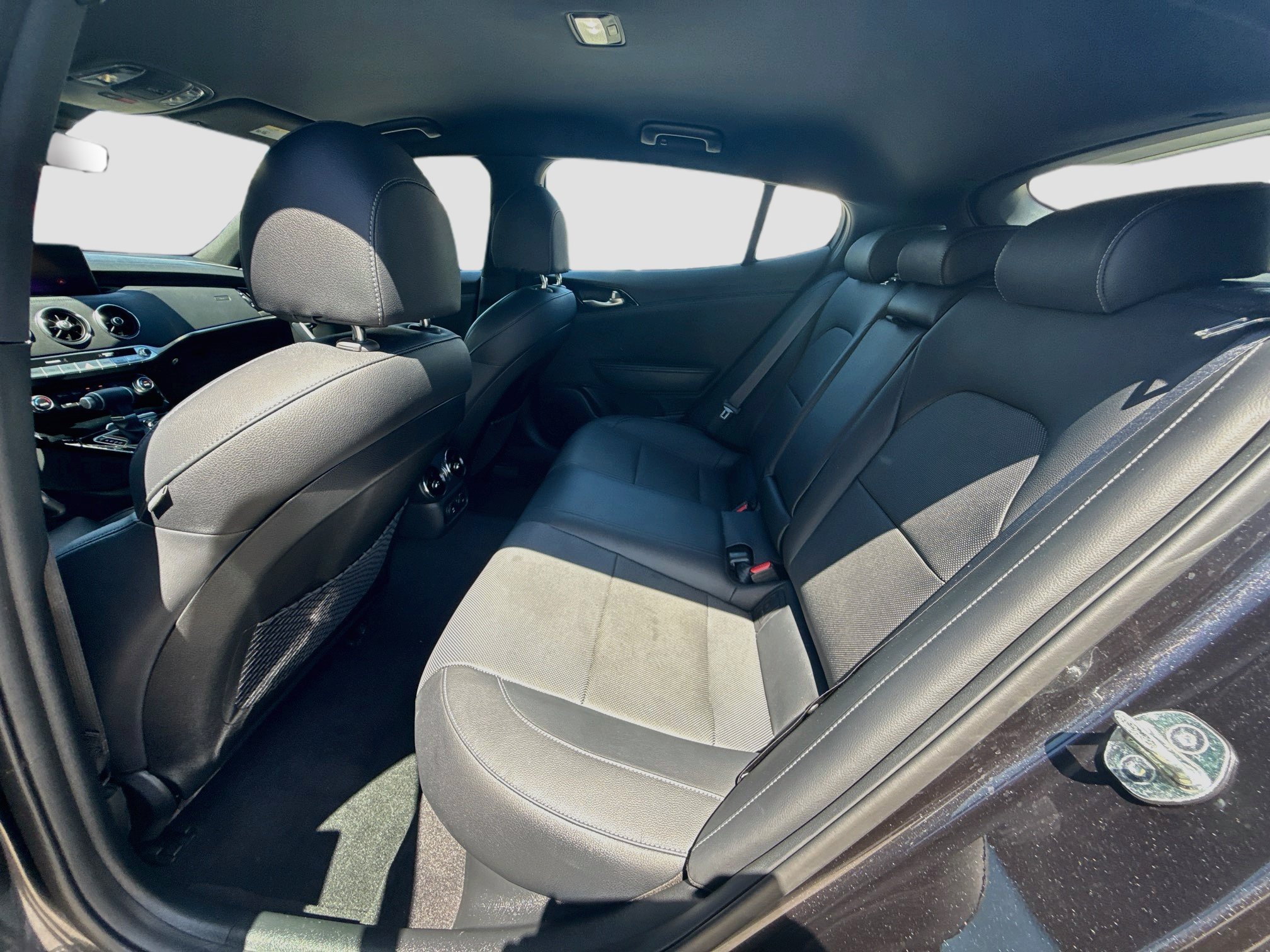 Used 2023 Kia Stinger GT-Line RWD image 24