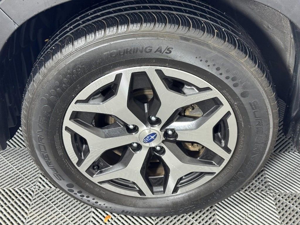 Used 2022 Subaru Forester Premium image 10