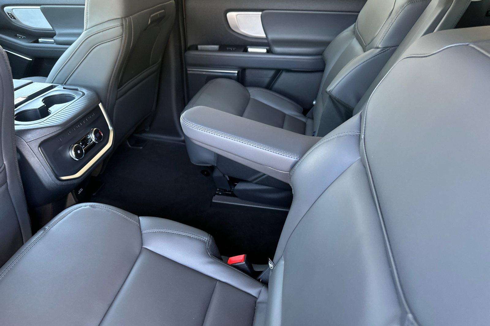New 2026 Ford Expedition Max Active RWD image 12