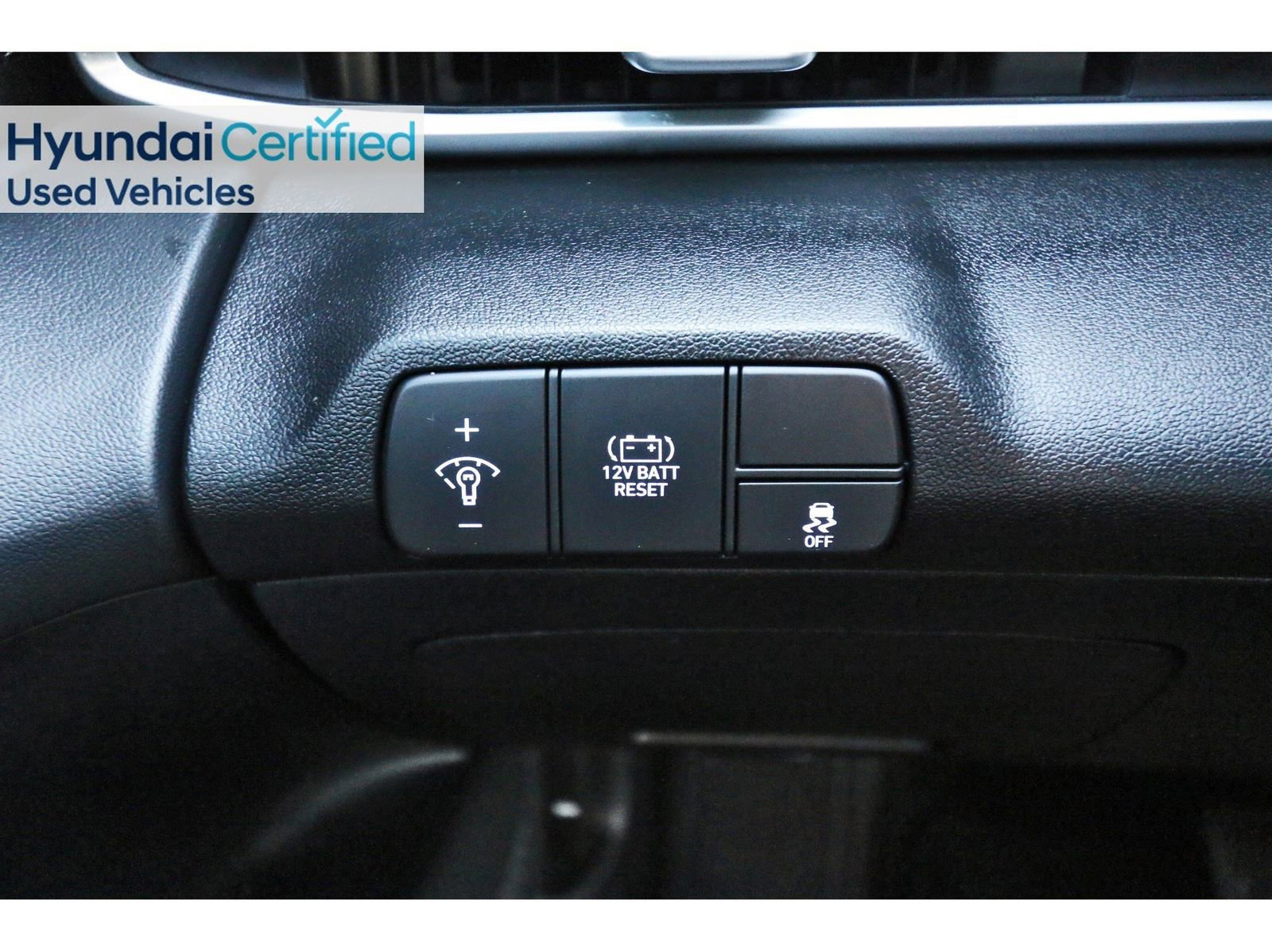 Certified 2025 Hyundai Elantra Blue image 22