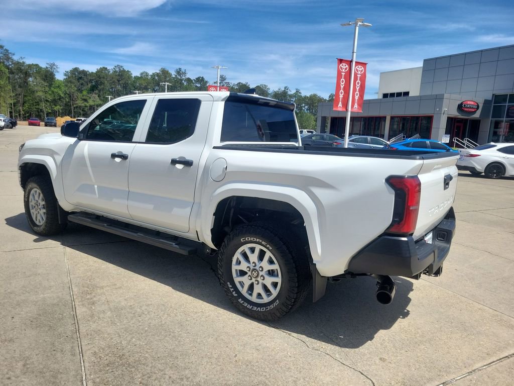 Certified 2024 Toyota Tacoma SR image 3