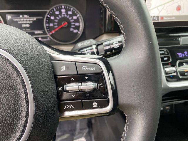 Used 2023 Kia Sorento X-Line EX image 17