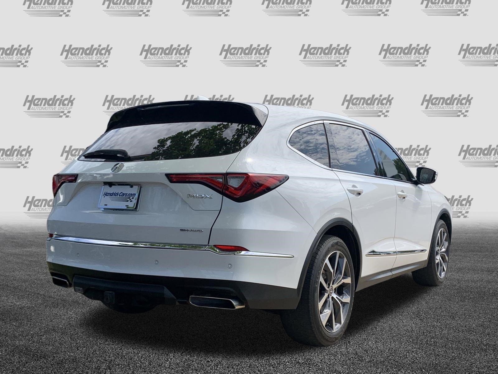 Used 2022 Acura MDX SH-AWD w/ Technology Package image 11