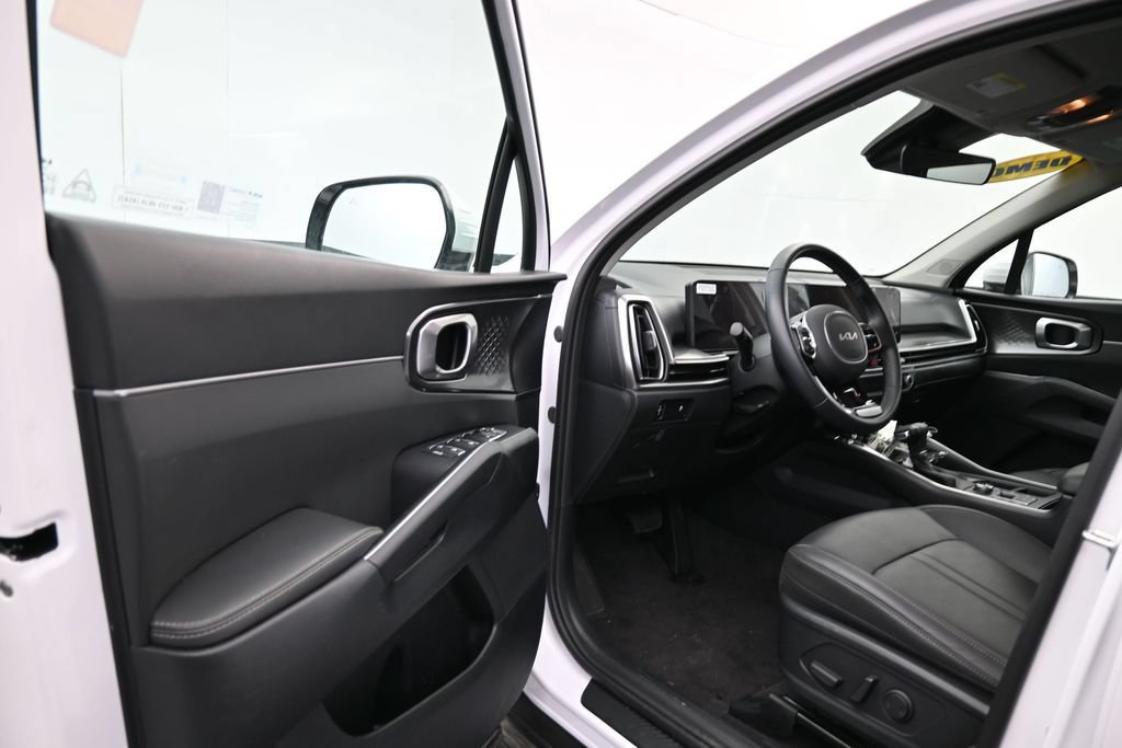 New 2025 Kia Sorento S AWD/4WD image 8