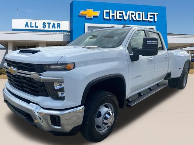 New 2026 Chevrolet Silverado 3500 LT