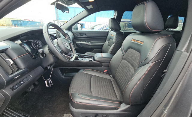 Used 2024 Nissan Pathfinder Rock Creek AWD/4WD image 4