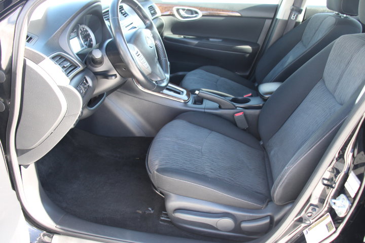 Used 2014 Nissan Sentra SL w/ Electronics Package FWD image 11