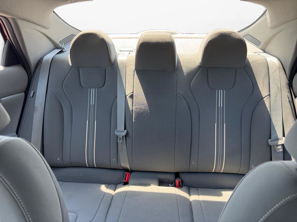 Used 2024 Hyundai Elantra SEL FWD image 12