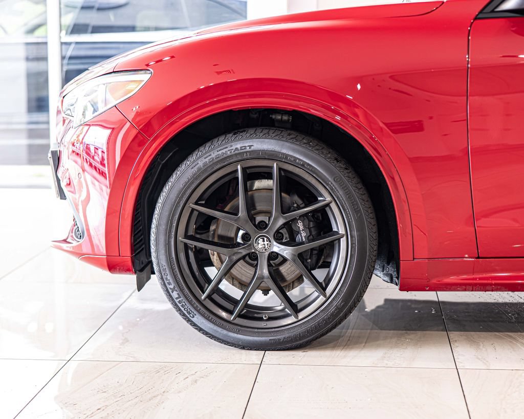 Used 2020 Alfa Romeo Stelvio Ti Sport AWD/4WD image 8