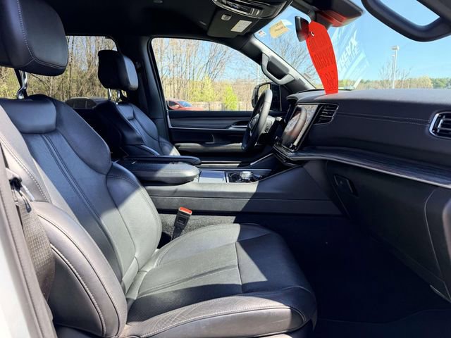 Used 2024 Jeep Wagoneer Series II image 10