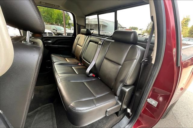 Used 2013 GMC Sierra 3500 Denali image 23
