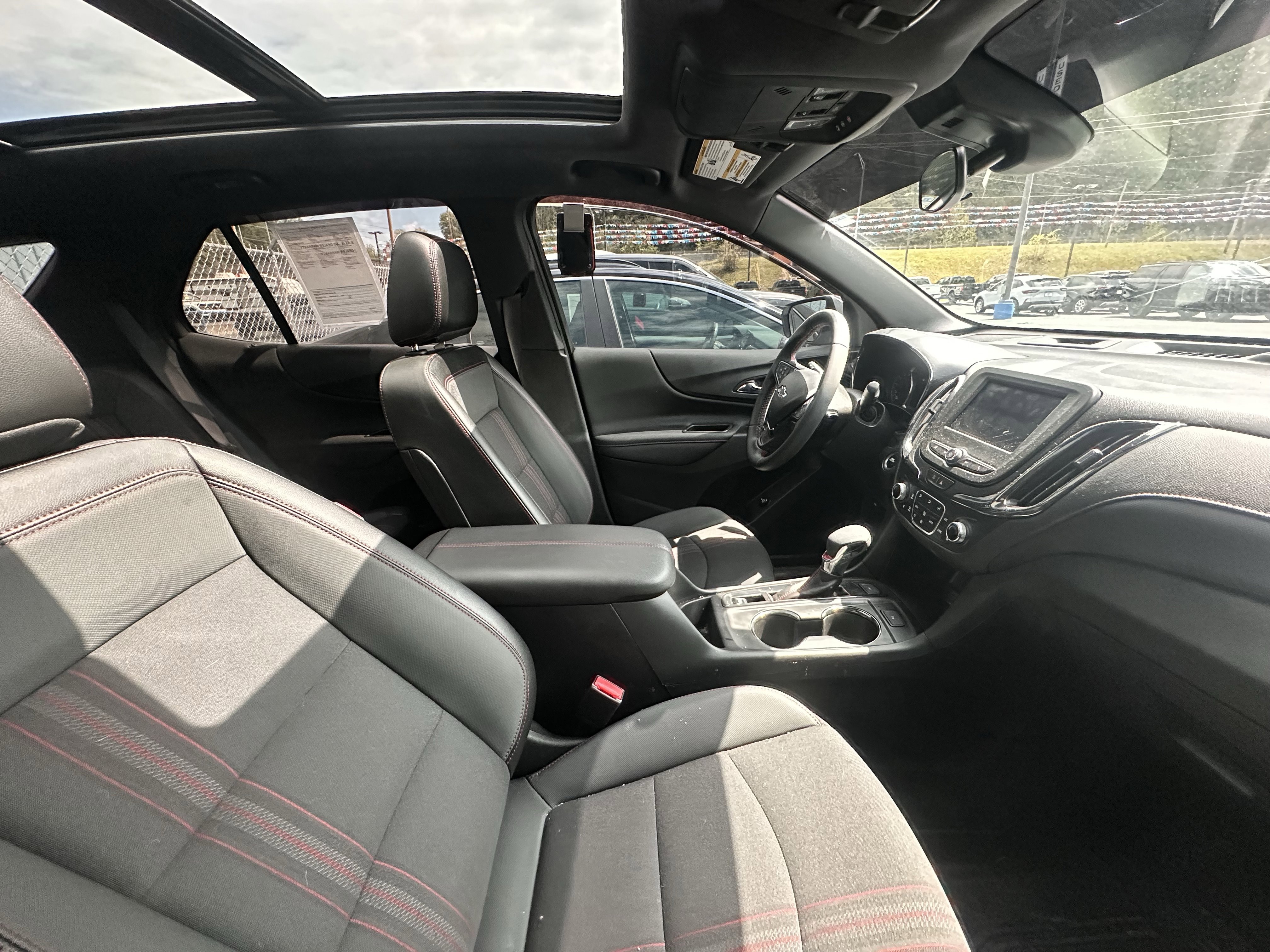 Used 2024 Chevrolet Equinox RS AWD/4WD image 16