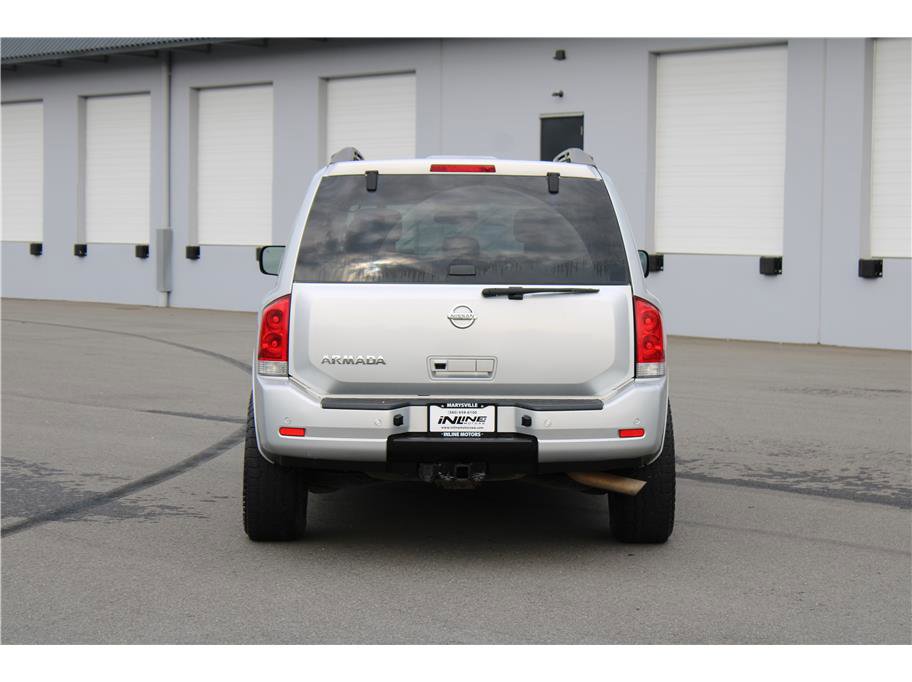 Used 2015 Nissan Armada SV image 3