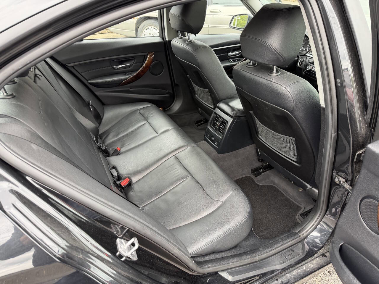 Used 2014 BMW 328i xDrive Sedan AWD/4WD image 10