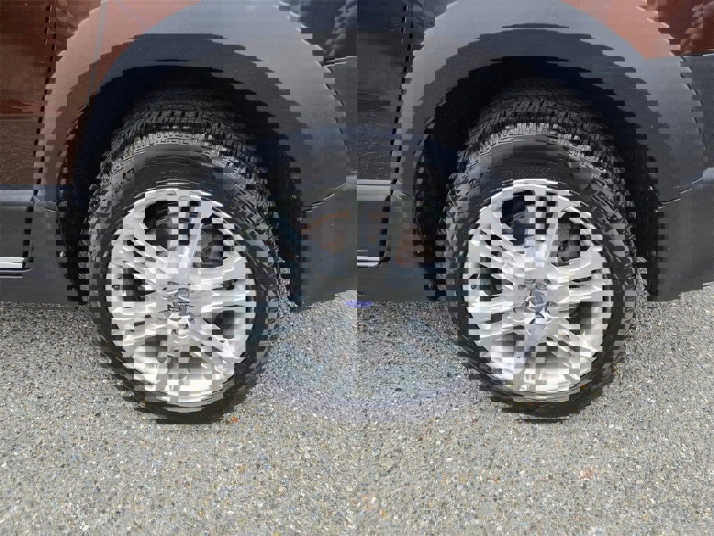 Used 2016 Volvo XC70 T5 Platinum w/ Climate Package image 9