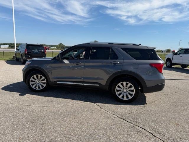 Used 2024 Ford Explorer Limited w/ Limited Technology Package AWD/4WD image 10