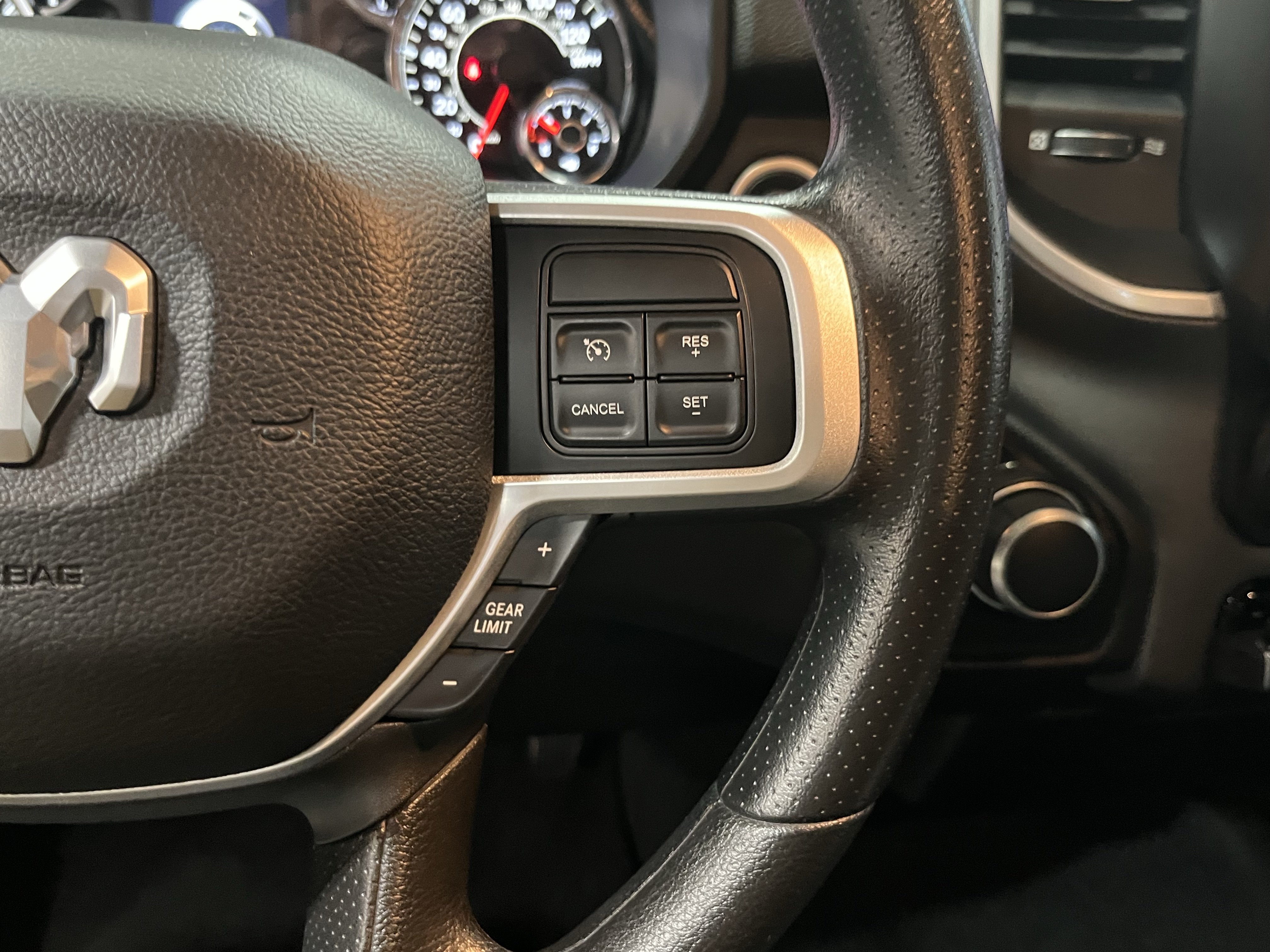 Certified 2022 RAM 2500 Big Horn AWD/4WD image 22