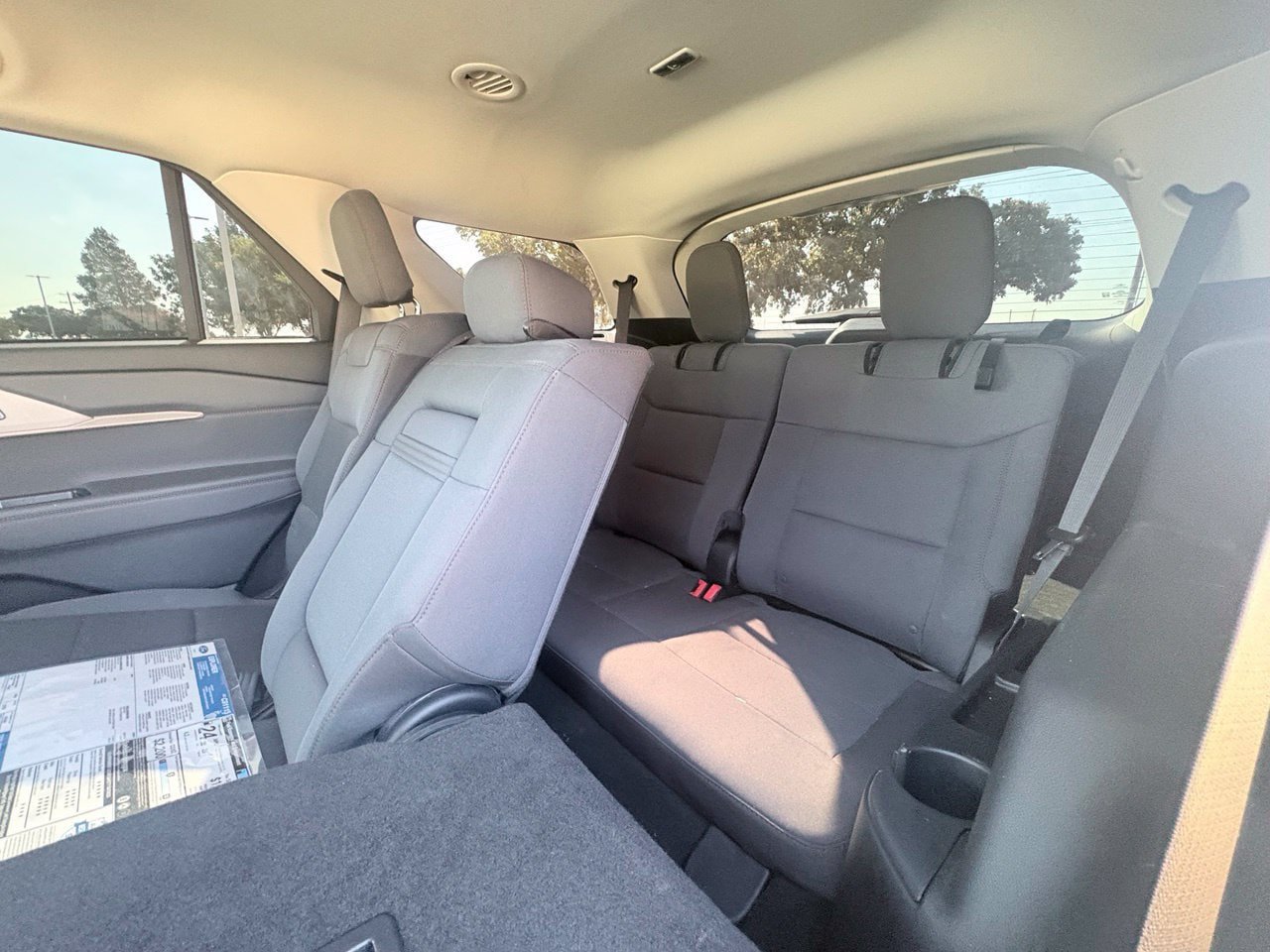 Used 2025 Ford Explorer Active RWD image 8