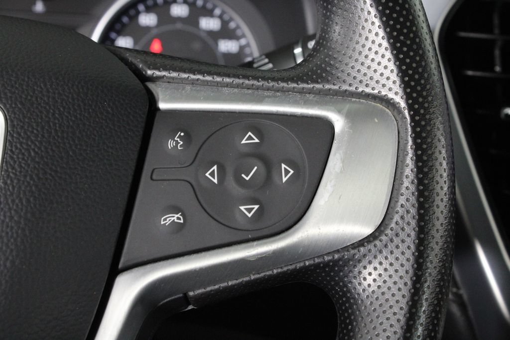 Used 2022 GMC Acadia SLE w/ Driver Convenience Package FWD image 28