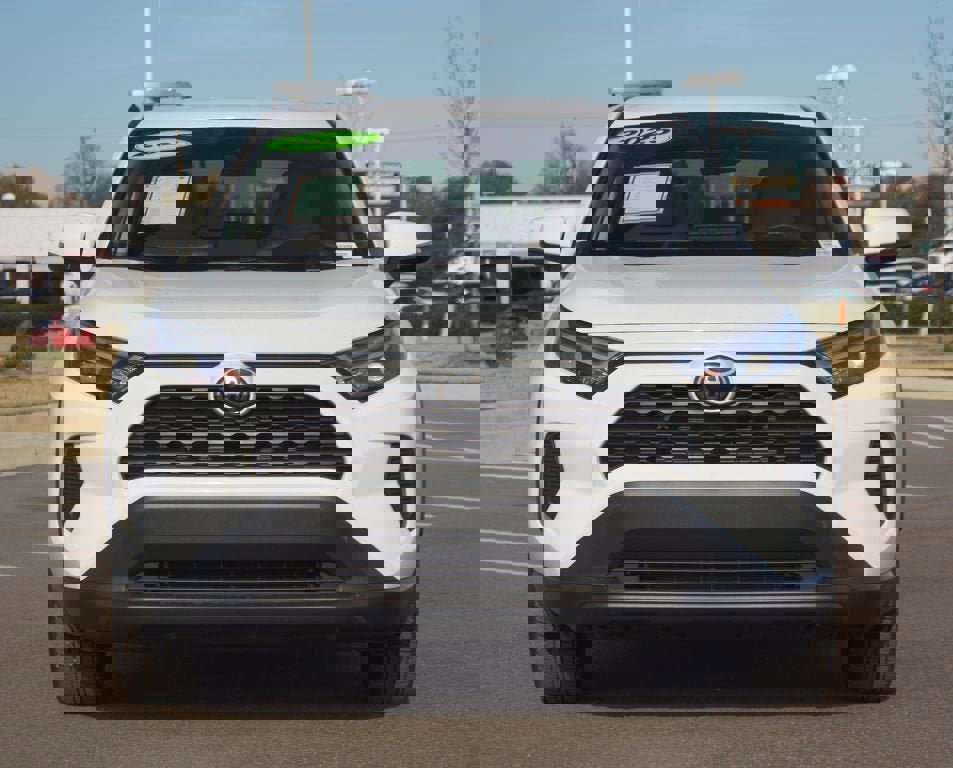 Certified 2025 Toyota RAV4 LE image 22