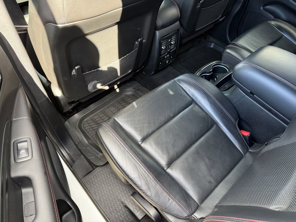 Used 2022 Dodge Durango R/T w/ Tow 'N Go Group image 22