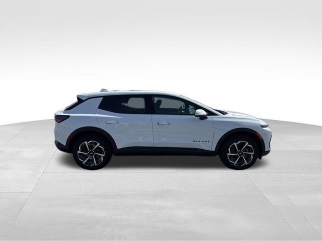 New 2026 Chevrolet Equinox EV LT FWD image 4