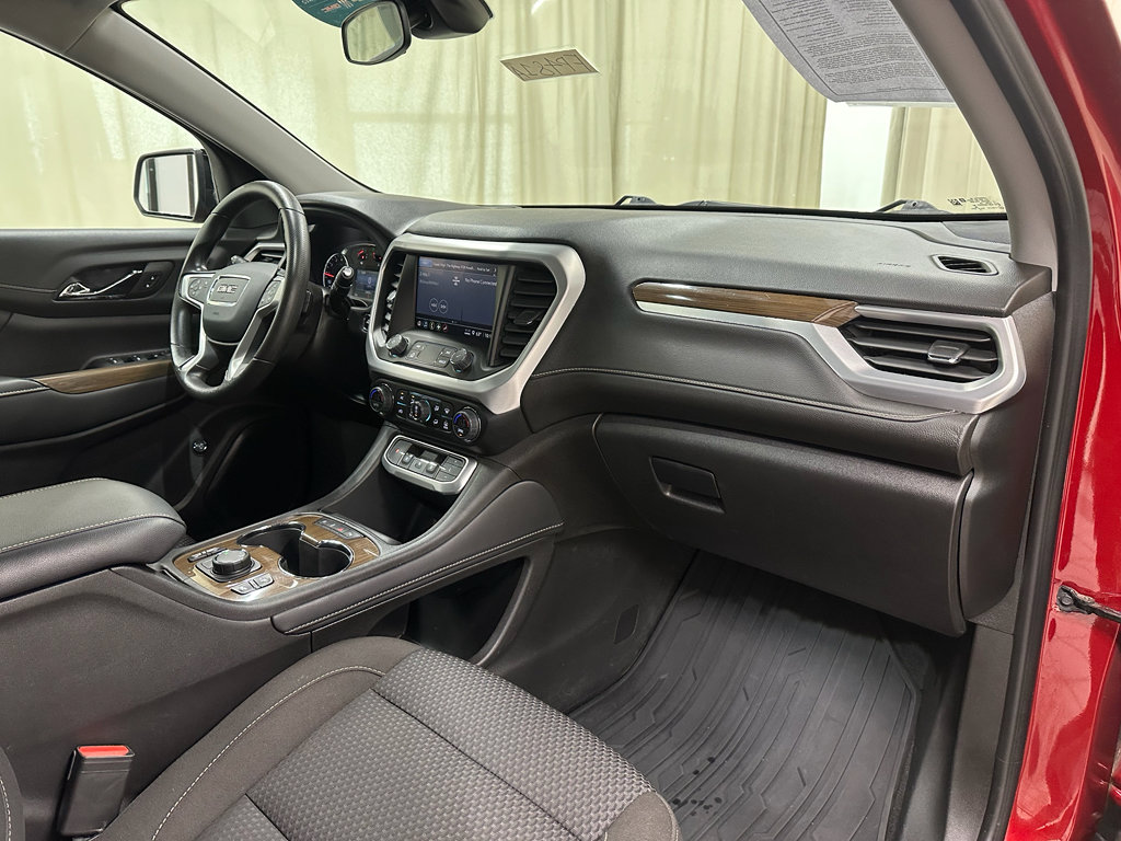 Certified 2023 GMC Acadia SLE w/ Driver Convenience Package image 14