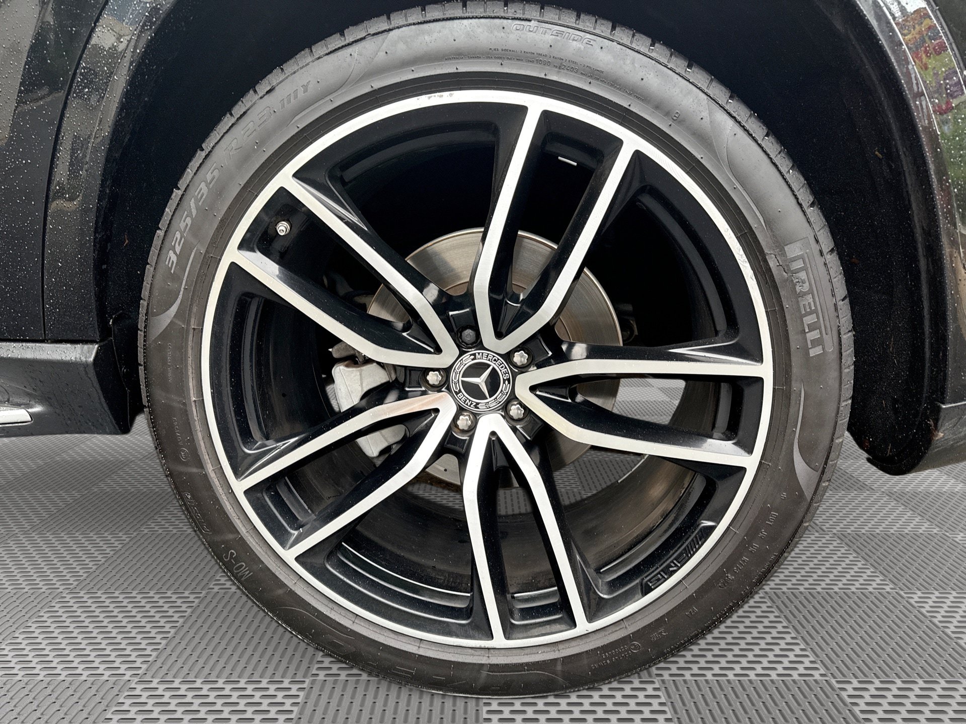 Used 2021 Mercedes-Benz GLS 580 4MATIC image 29