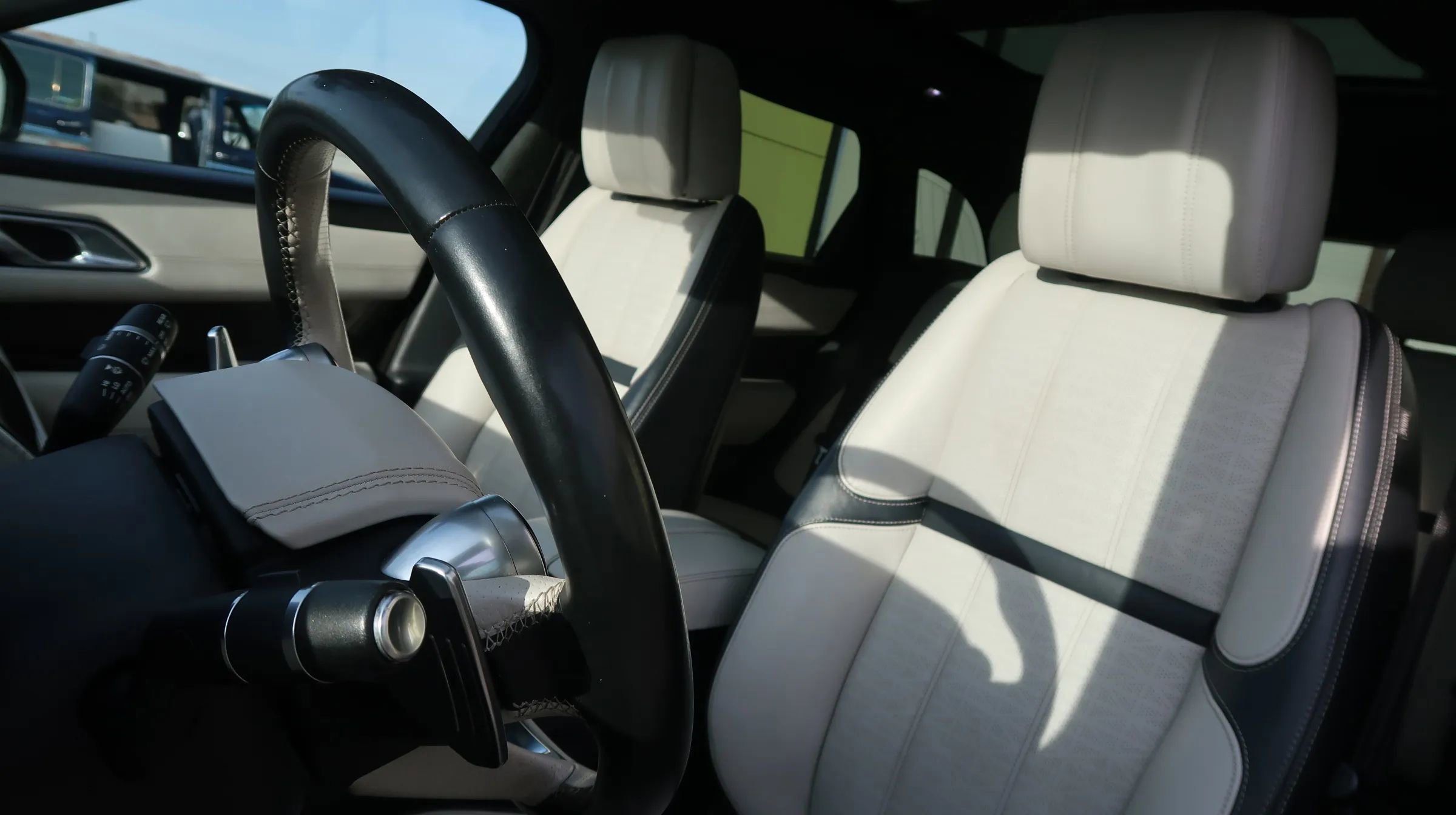 Used 2018 Land Rover Range Rover Velar image 17