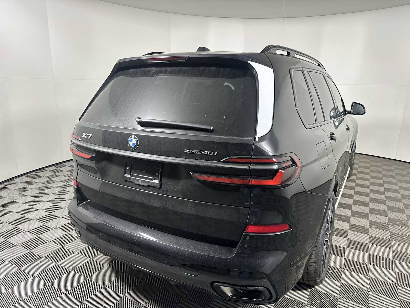 New 2026 BMW X7 xDrive40i w/ M Sport Package image 9
