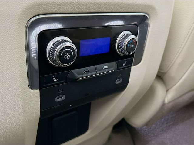 Used 2023 GMC Yukon XL Denali AWD/4WD image 34