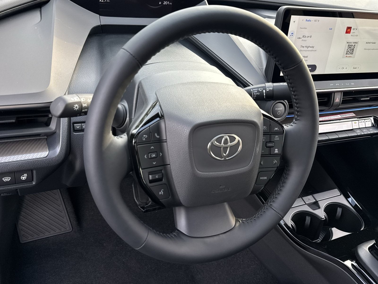 New 2027 Toyota Prius Limited w/ Limited Premium Package AWD/4WD image 24