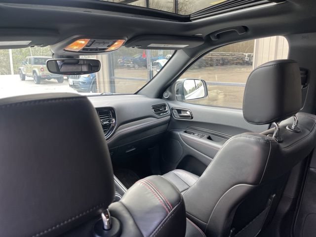 Used 2022 Dodge Durango R/T w/ Blacktop Package AWD/4WD image 24