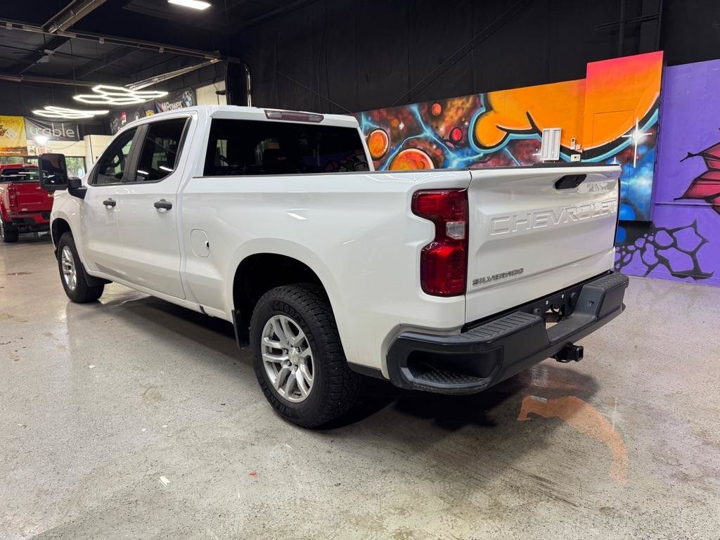 Used 2020 Chevrolet Silverado 1500 W/T w/ WT Value Package AWD/4WD image 3