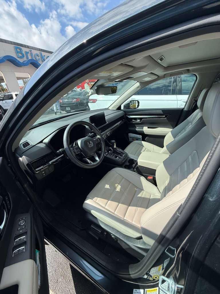 Used 2024 Honda CR-V EX-L image 11