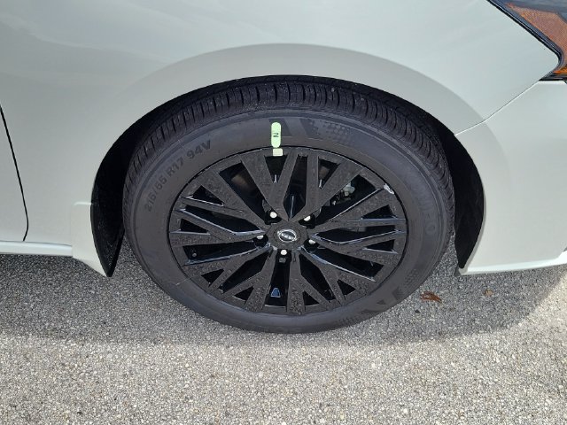 New 2026 Nissan Altima 2.5 SV w/ SV Special Edition Package FWD image 7