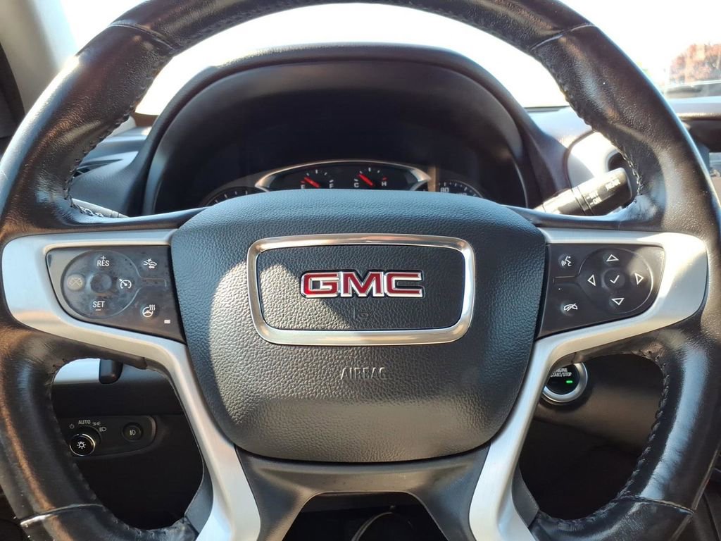 Used 2021 GMC Terrain SLT w/ LPO, Floor Liner Package AWD/4WD image 26