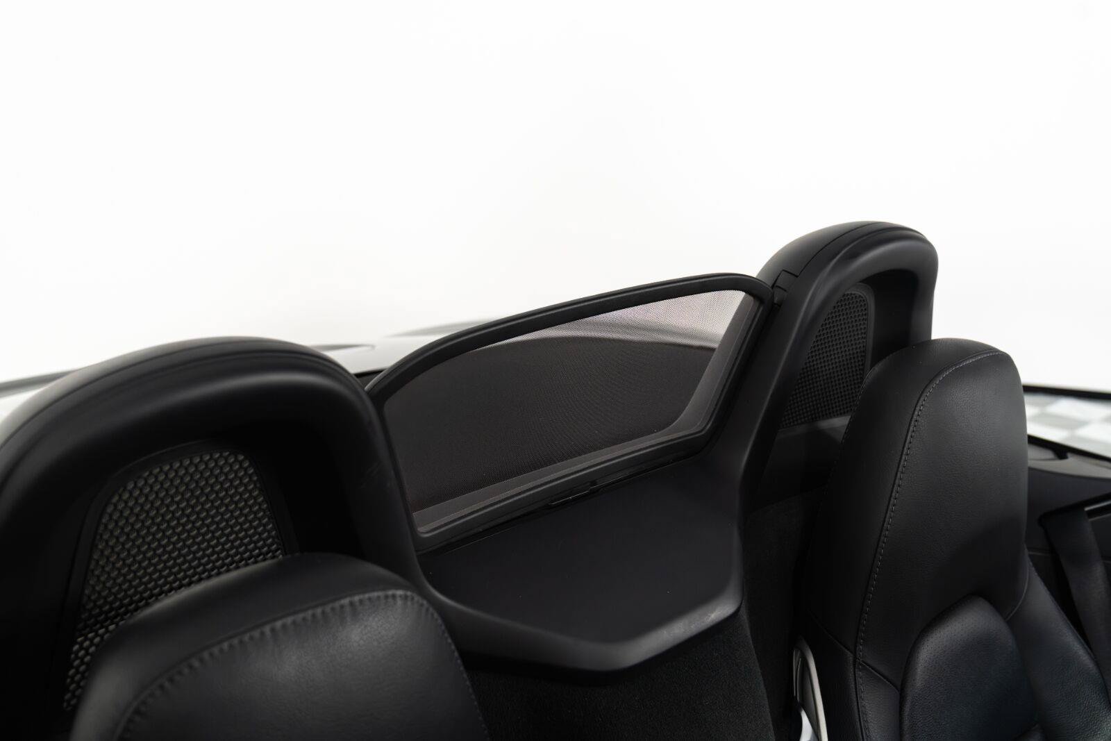 Used 2015 Porsche Boxster S RWD image 15