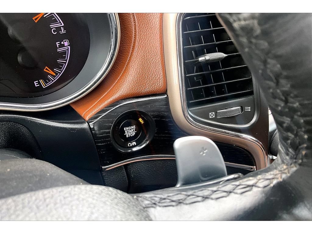 Used 2016 Jeep Grand Cherokee Summit AWD/4WD image 21