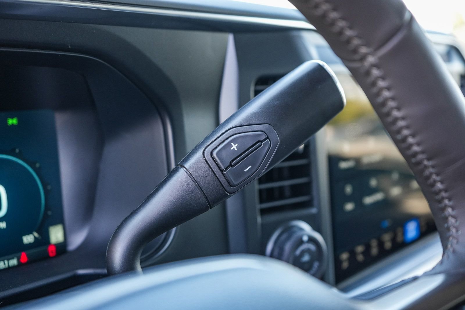 Used 2025 Ford F450 Platinum w/ Platinum Plus Package AWD/4WD image 20