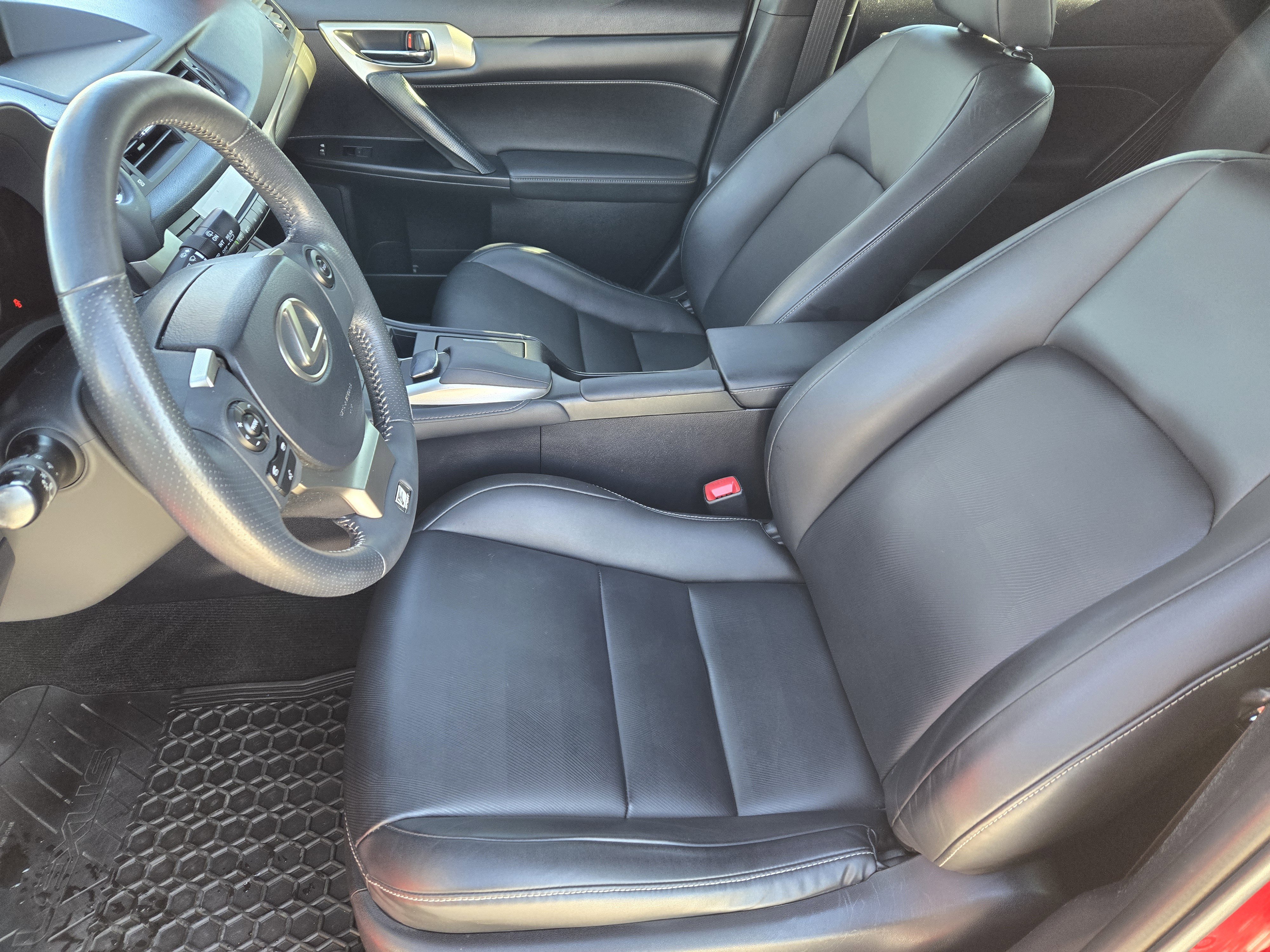 Used 2014 Lexus CT 200h F-Sport, Navigation Package image 18