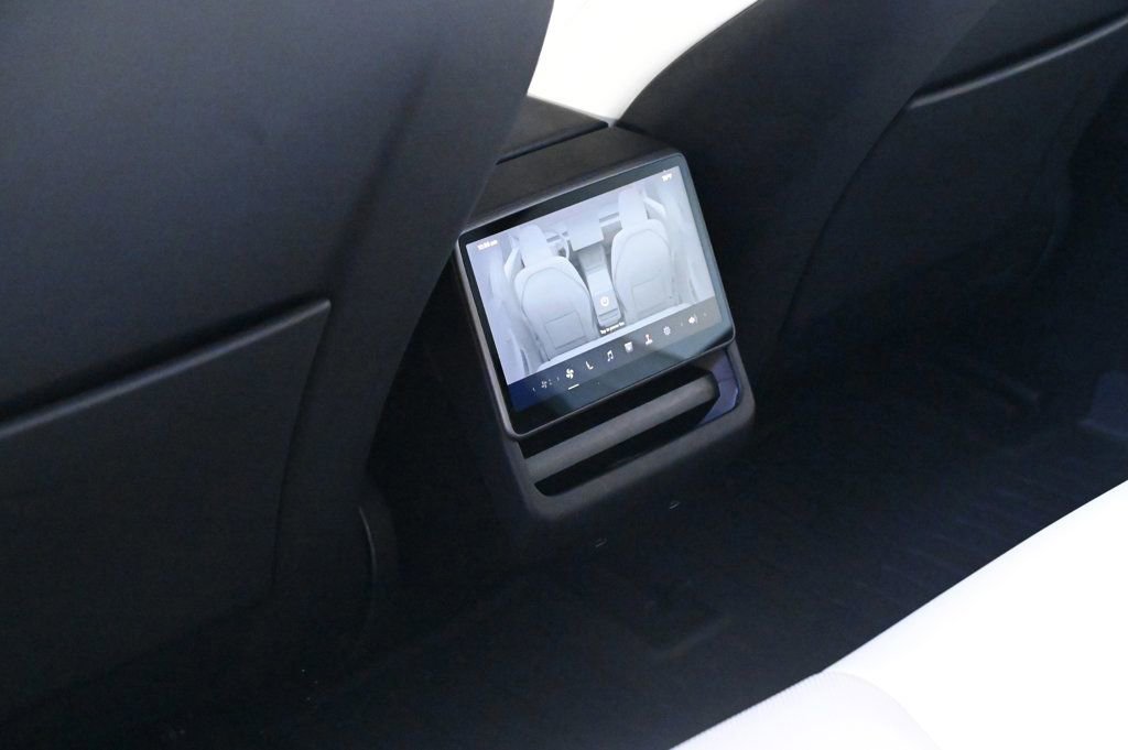 Used 2024 Tesla Model 3 RWD image 13