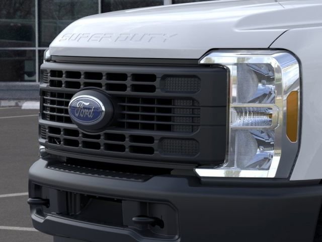 New 2025 Ford F250 XL w/ XL Off-Road Package image 17