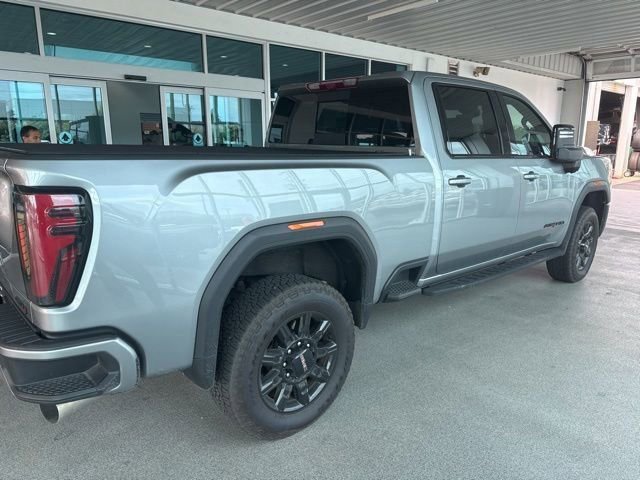 Used 2025 GMC Sierra 2500 AT4 w/ AT4 Premium Plus Package AWD/4WD image 7