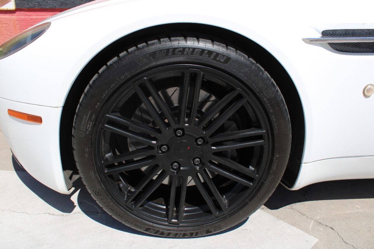 Used 2008 Aston Martin V8 Vantage Coupe RWD image 38